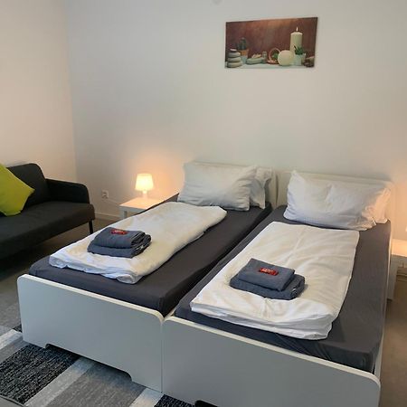 Cityapartment Platinum Mit Balkon Bzw,Terrasse Bielefeld Eksteriør billede